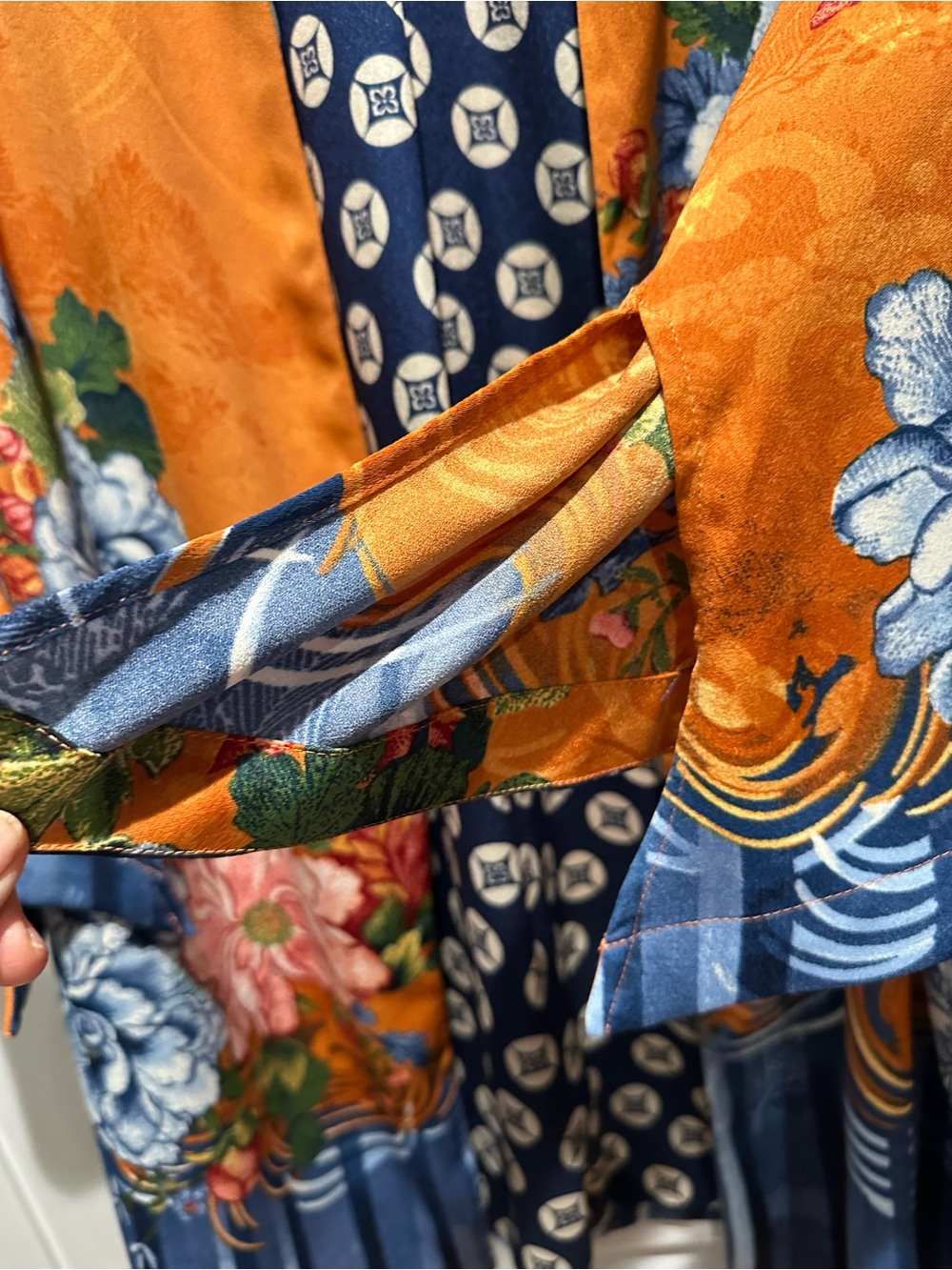 Chico's Orange Floral kimono with Navy Geometric Lining size 3 NWOT - Picture 4 of 6